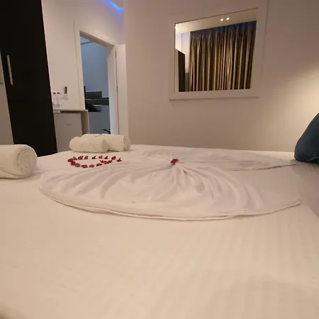 Klea Rooms Himare Exterior photo