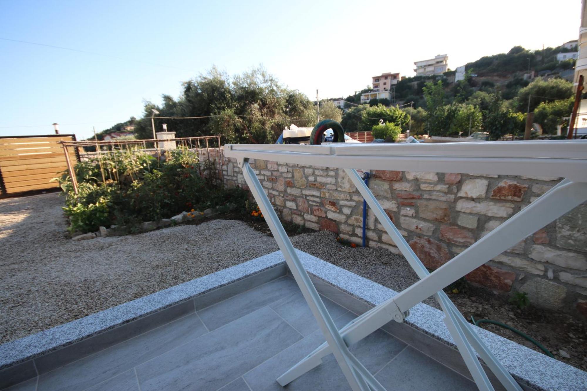 Homestay Klea Himare